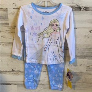 NWT Disney Frozen 2 PJs 4T
